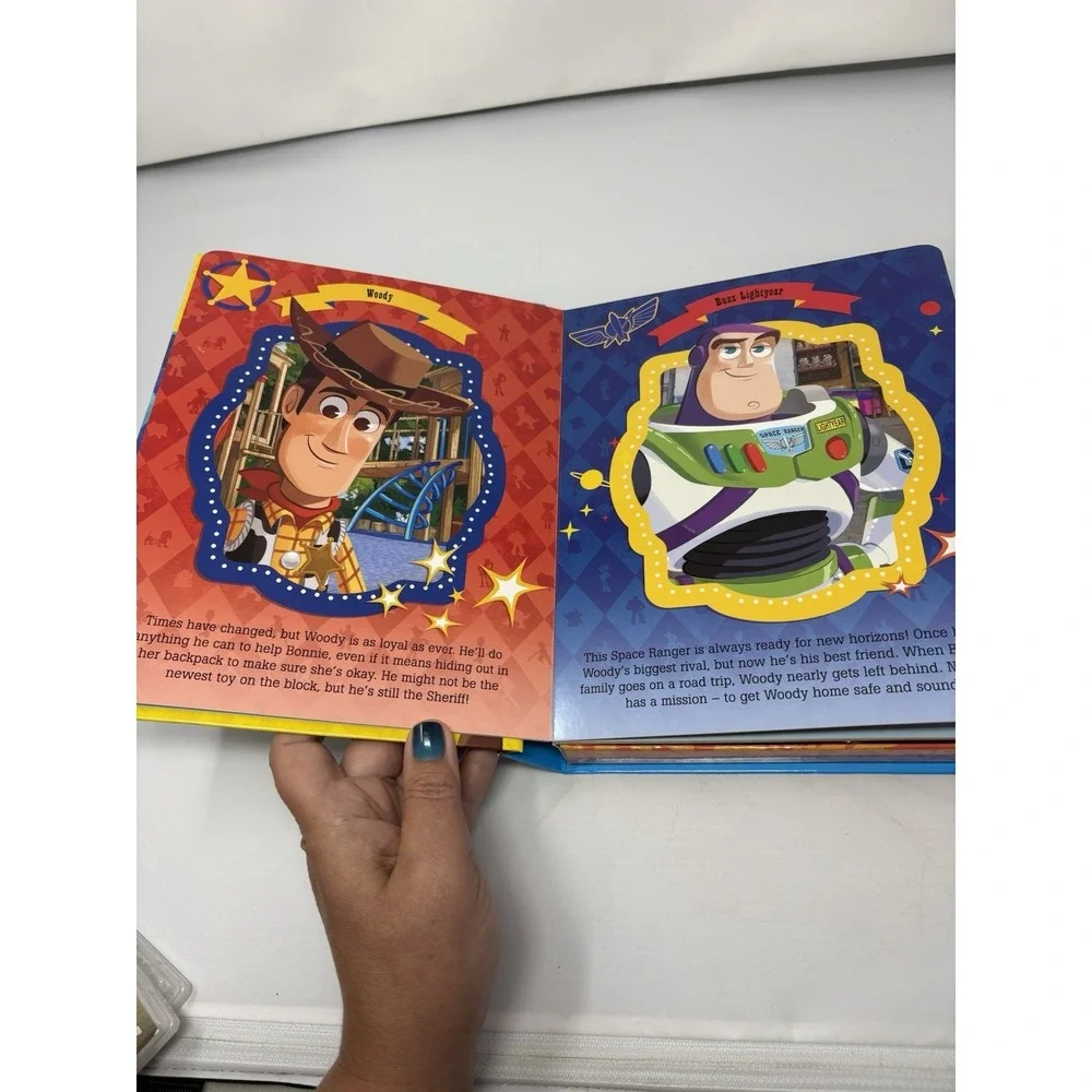 My Busy Book Disney Pixar Toy Story 4 Book With Playmat &  10 Figures NEW